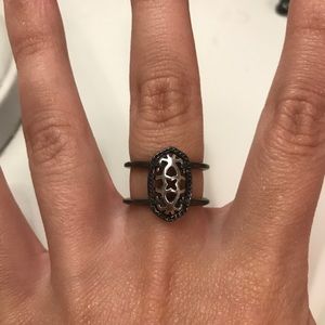 Kendra Scott Elyse Ring- Gunmetal/silver filigree
